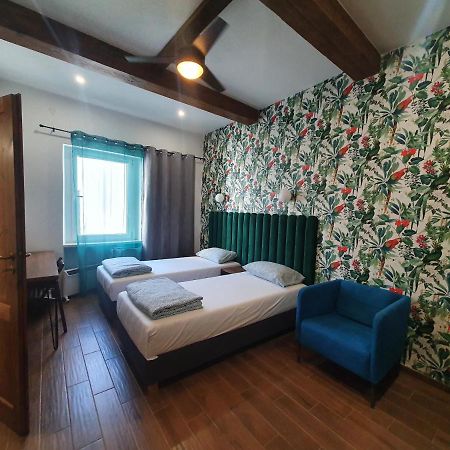 Luxurio Rooms With Baths 利沃诺 外观 照片